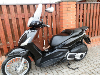 Piaggio Beverly 125 - 10