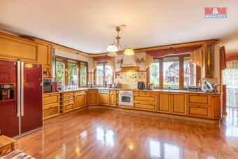Prodej rodinného domu, 378 m², Louny, ul. Dalimilova - 10