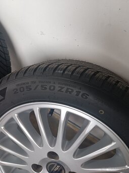 Originál R16 alu na Volvo V40 a S40 - 10
