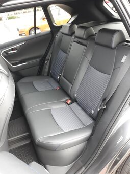 Toyota Rav4 2,5 Hybrid 4x4 Selection r.v. 2022 12 100 km - 10