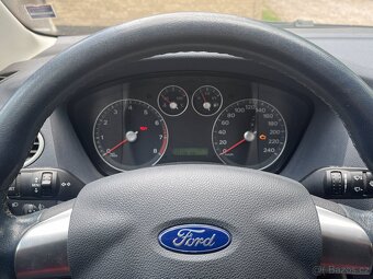 Ford Focus 1,6 benzín - 10