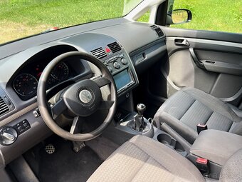 Touran 2.0 FSI 110kw 2004 - 10