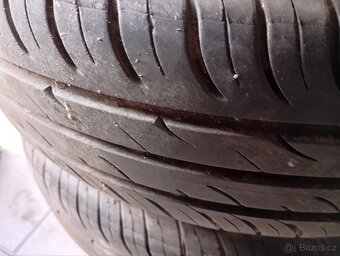Pneu Citroen 185/65-15 Dot 27 - 10