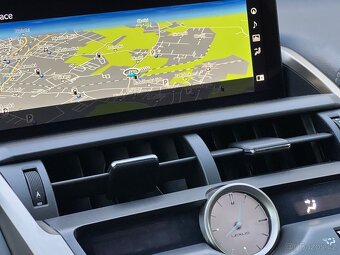 Lexus NX300h Hybrid m.2021 Perleť Navi Kamera Automat CVT - 10
