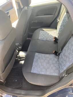 Ford fiesta 1.4 tdci 50kw nafta r.v. 2004 - 10