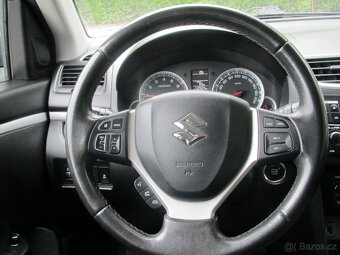 Suzuki Swift 1.3 - 10