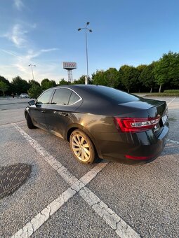 Škoda Superb 2.0 TDI, 110 kW, DSG, 2019, TOP výbava - 10