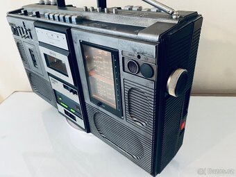 Radiomagnetofon/ ghettoblaster RFT SKR 501, rok 1981 - 10