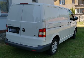 Volkswagen Transporter T5 - 10
