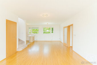 Prodej rodinného domu, 220 m2, Praha Újezd nad Lesy - 10