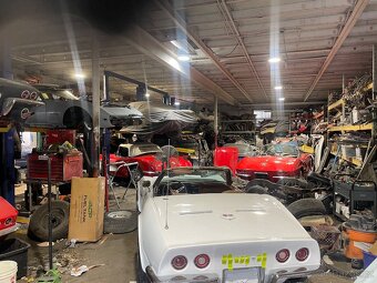 Corvette C1 , C2, C3, C4 - 10