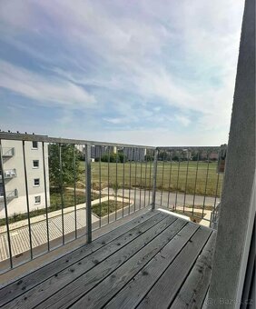 Pronájem moderního bytu 2+kk ve městě Slaný u Prahy - 10