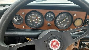 Fiat 124 Spider 2000 - 10