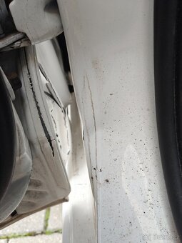 Hyundai i30 kombi havarované 2014 - 10