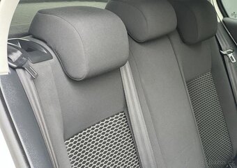 Volkswagen Golf 1.6TDi 77kw NAVI ALU odp.DPH manuál 77 kw - 10
