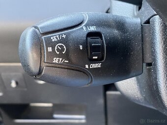 Peugeot 308 1.6 VTi , 88 kW benzín, 2010 - 10