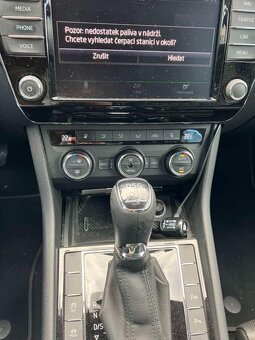 ŠKODA SUPERB DSG L&K 2.0TDi 140kw.r.2016 nový v čr.DPH - 10