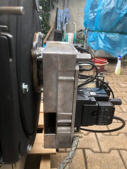 Prodám  kotel na olej  40 - 44  KW - 10
