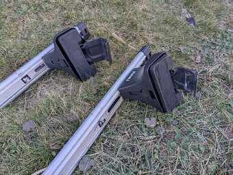 Příčníky, střešní nosiče THULE Rapid - 10