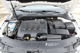 Škoda Superb Combi 2.0 Tdi 103Kw 175000km servis Škoda xenon - 10