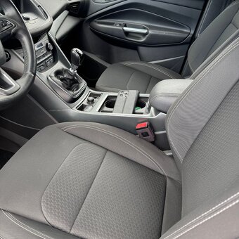 Prodám vůz Ford Kuga 1.5 EcoBoost, r.v. 2019, 110 kW - 10