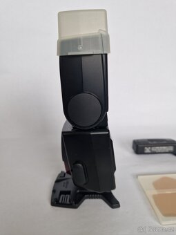 Nikon SB-800 - 10
