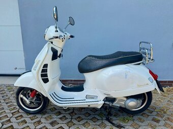 Vespa 300 GTS - 10