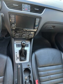 ŠKODA OCTAVIA III 2.0 TDI 110kW - 10