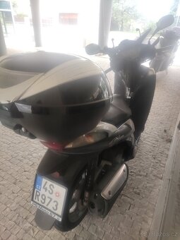 Honda SH300i,2010, najeto cca 65.000km - 10