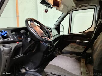 IVECO Daily 50C18HA8Z valník s plachtou a hydraulickým čelem - 10