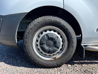 Ford Transit Custom 2.2d 6 míst L1, Klima, Stav - 10