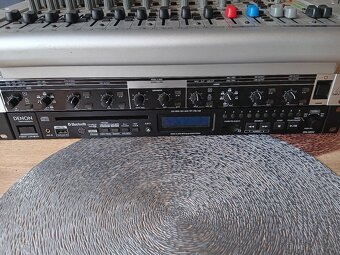 Behringer mix - 10