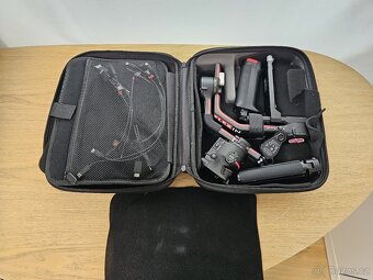 Stabilizátor DJI RS 3 Pro Combo komplet + příslušenství - 10