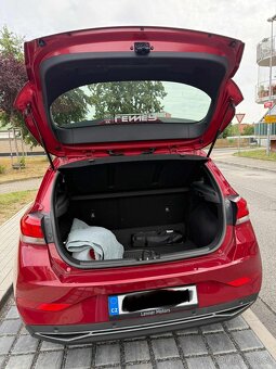 Hyundai i30 1.5i 2023 | Automat | 13 319 km | Záruka do 2028 - 10