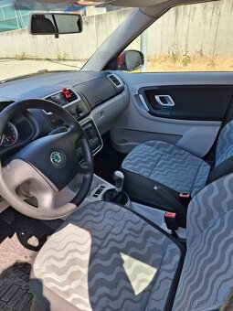 Škoda fabia II 1.2 HTP - 10
