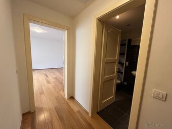 1 + kk Ortenovo náměstí, Praha 7, Holešovice - 10
