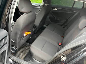 VW Golf Variant 2,0 TDi DSG 4Motion Perfektní stav - 10