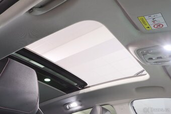 MG EHS PHEV Luxury 1.5 190kW AUT. 83tkm - záruka Autodraft - 10