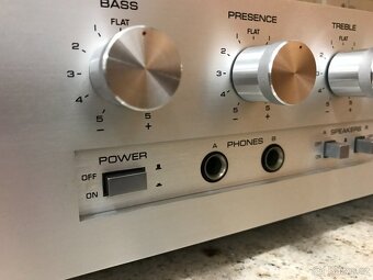 Yamaha CR-820 - 10