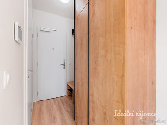 Pronájem bytu 1+kk, Na Větrníku, Břevnov, 15004 Kč/měs, 27 m - 10
