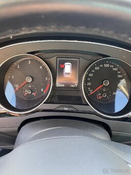 Volkswagen Passat B8 - 10