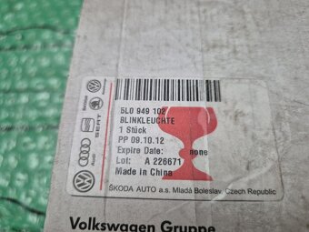 Škoda Yeti blinkr pravého zpětného zrcátka - 10