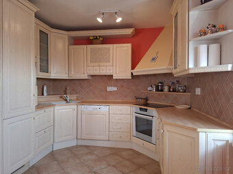 Prodej bytu 3+kk, 90 m2, Tlučná - 10