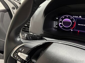 Škoda Karoq 1,5 TSI CLEVER KAMERA LED - 10