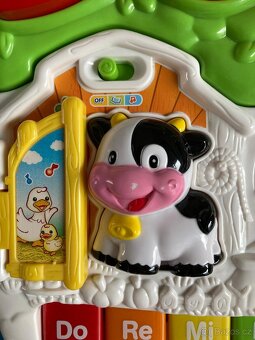 Chodítka a hrací stolek - 10