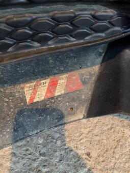 Přední nárazník RIEGER VW GOLF 6 R look - 10