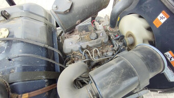 Sekačka,mulčovač,rider ISEKI SF 300 4X4 Diesel - 10