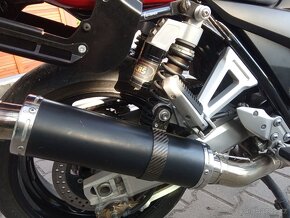 Suzuki GSX1400 - 10