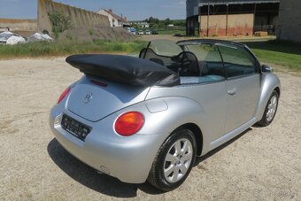 VOLKSWAGEN NEW BEEATLE CABRIOLET, 1.6i 75 kW, PĚKNÝ STAV - 10