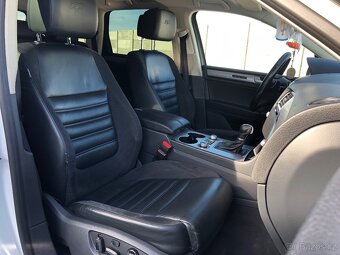 Volkswagen Touareg 3.0TDI V6 4MOTION R-Line 2016 - 10